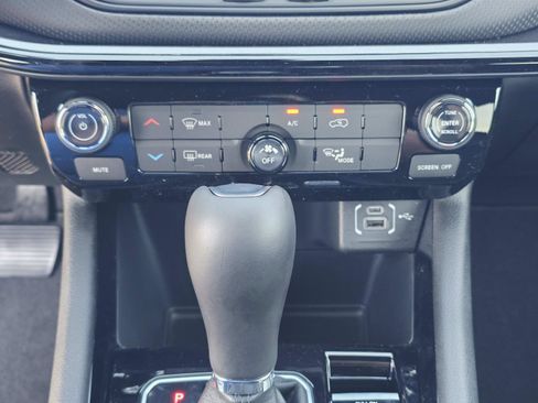 New 2026 Jeep Compass Latitude AWD/4WD image 27