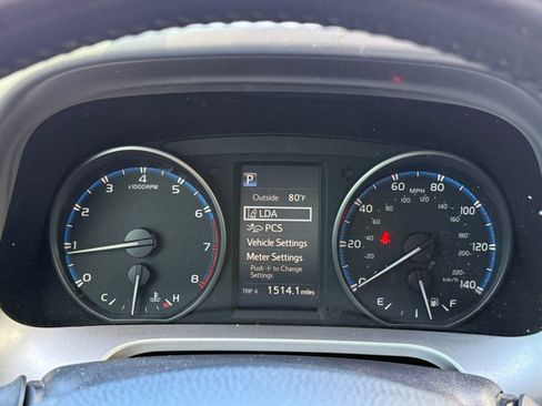 Used 2017 Toyota RAV4 XLE image 19