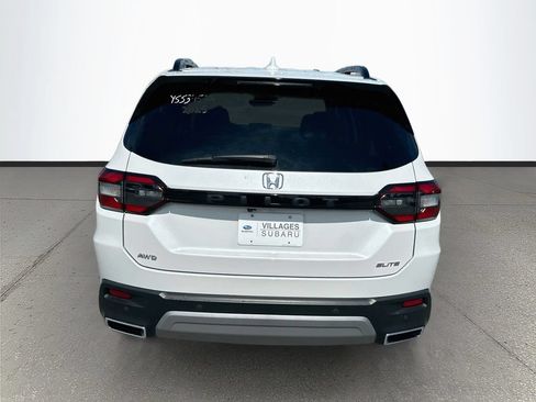 Used 2025 Honda Pilot Elite image 6