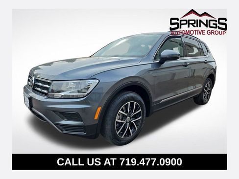 Used 2021 Volkswagen Tiguan SE image 1