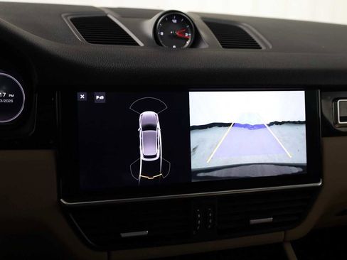 Used 2019 Porsche Cayenne image 34
