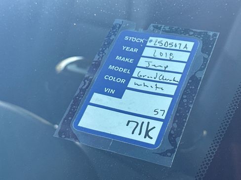 Used 2018 Jeep Grand Cherokee Summit image 27