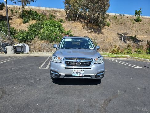Used 2018 Subaru Forester 2.5i Premium AWD/4WD image 12