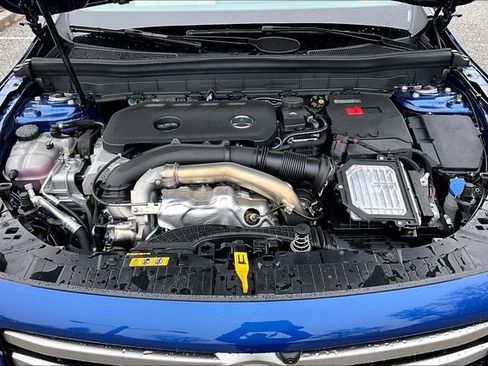 New 2026 Mercedes-Benz GLB 250 4MATIC image 14