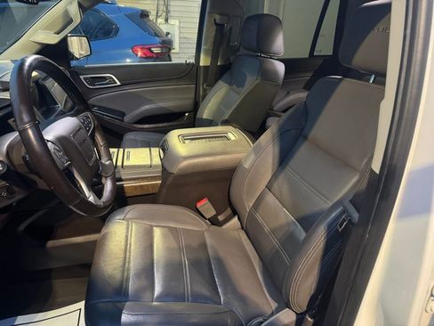 Used 2019 GMC Yukon Denali w/ Denali Ultimate Package AWD/4WD image 31