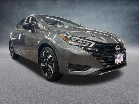 New 2025 Nissan Versa SR image 7