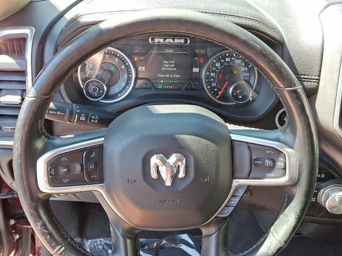 Used 2019 RAM 1500 Laramie AWD/4WD image 16