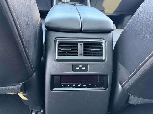Certified 2024 MAZDA CX-90 Plug-In Hybrid w/ Premium Pkg AWD/4WD image 17