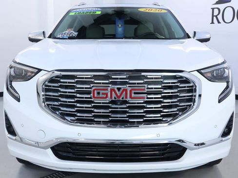 Used 2020 GMC Terrain Denali w/ Denali Premium Package image 2