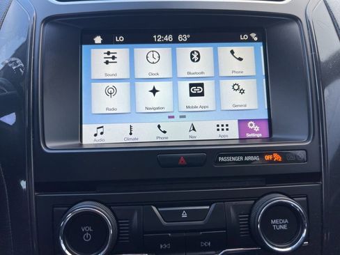 Used 2018 Ford Explorer XLT w/ Equipment Group 201A image 30