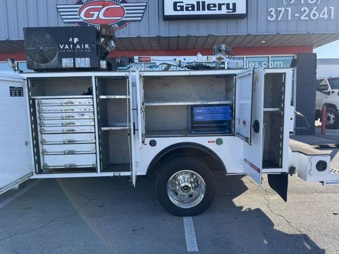 Used 2017 RAM 5500 Tradesman w/ Power & Remote Entry Group image 12