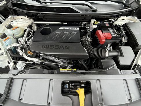 Used 2023 Nissan Rogue SL w/ SL Premium Package image 28