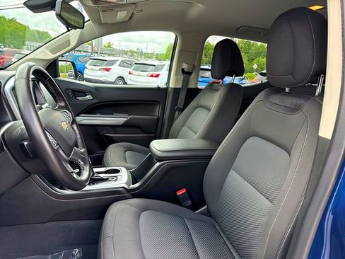 Used 2020 Chevrolet Colorado LT w/ LT Convenience Package AWD/4WD image 18