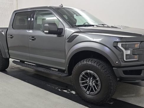 Used 2020 Ford F150 Raptor w/ Equipment Group 802A Luxury AWD/4WD image 4