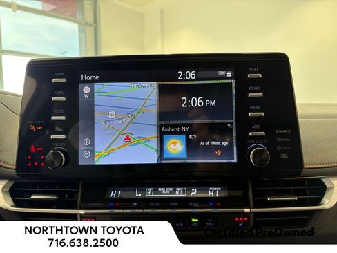 Used 2023 Toyota Sienna XSE w/ XSE Plus Package image 10