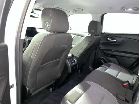 Used 2022 Chevrolet Equinox Premier w/ LPO, Floor Liner Package AWD/4WD image 24