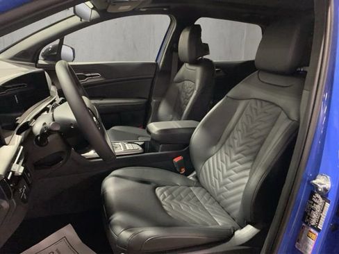 New 2026 Kia Sportage X-Line w/ X-Line Technology Package AWD/4WD image 11