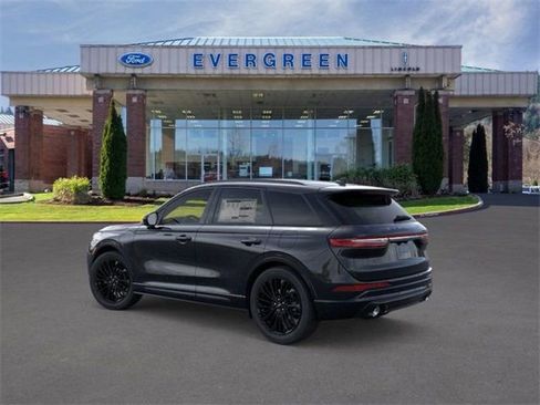 New 2025 Lincoln Corsair Grand Touring w/ Jet Appearance Package AWD/4WD image 4