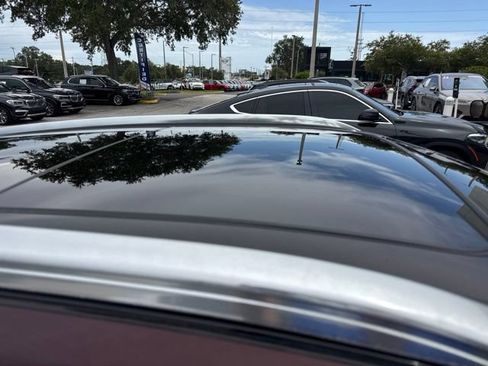 Used 2021 Lincoln Nautilus Reserve FWD image 6