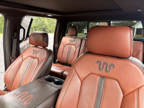 Used 2022 Ford F250 King Ranch w/ King Ranch Ultimate Package AWD/4WD image 15