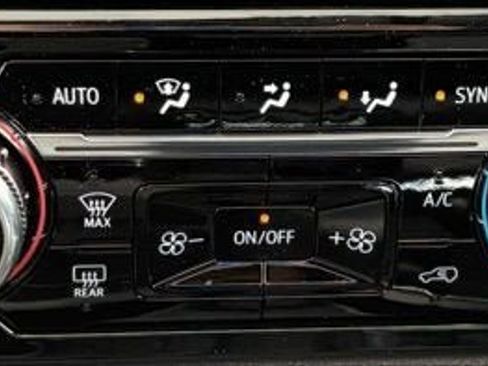 New 2026 GMC Sierra 1500 SLT w/ SLT Premium Plus Package image 28