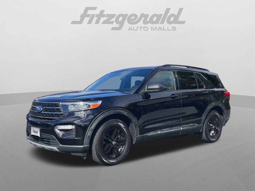 Used 2020 Ford Explorer XLT w/ Equipment Group 202A AWD/4WD image 4