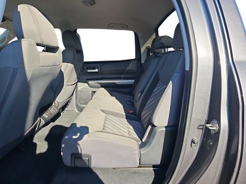 Used 2019 Toyota Tundra SR5 AWD/4WD image 11