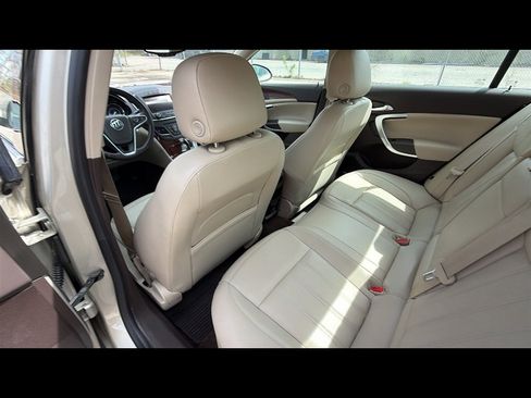 Used 2015 Buick Regal Premium w/ Driver Confidence Package #1 FWD image 24