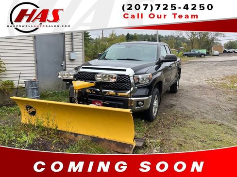 Used 2018 Toyota Tundra SR5 image 1