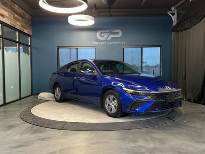 Used 2024 Hyundai Elantra SE