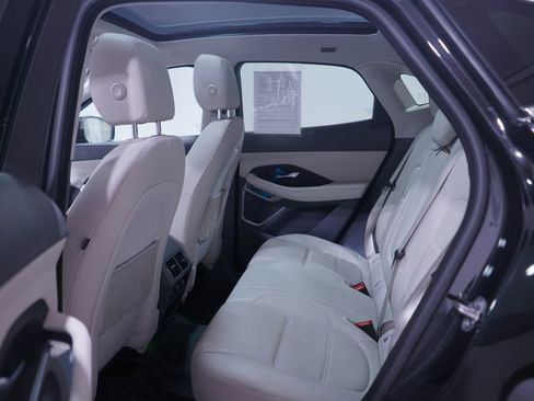 Used 2018 Jaguar E-PACE S image 9