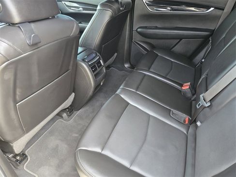 Used 2022 Cadillac XT5 Premium Luxury image 31