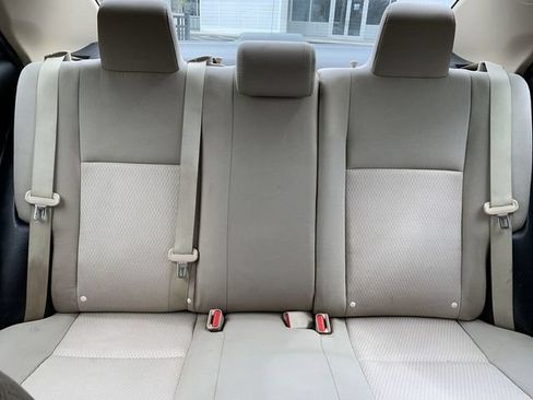 Used 2014 Toyota Corolla LE FWD image 28