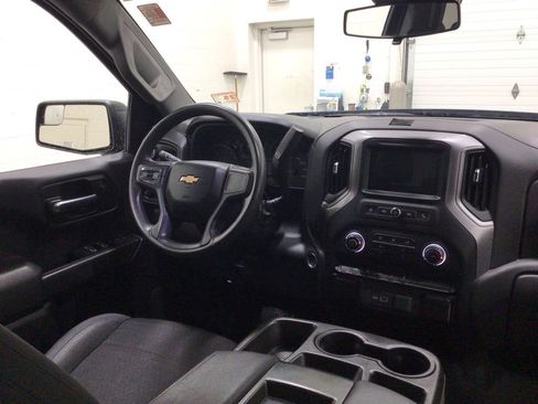 Used 2022 Chevrolet Silverado 1500 Custom image 11