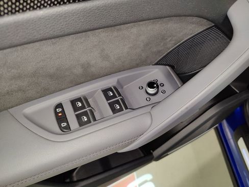 Used 2022 Audi SQ5 Premium Plus w/ Premium Plus Package image 23