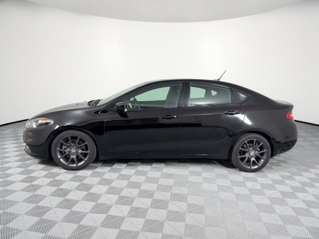 Used 2016 Dodge Dart SXT Sport w/ Sun/Sound Group FWD image 2
