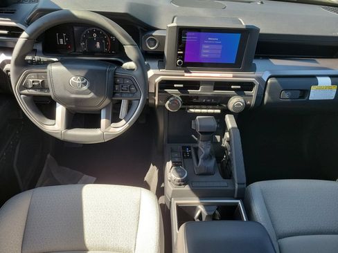 New 2026 Toyota 4Runner SR5 AWD/4WD image 27
