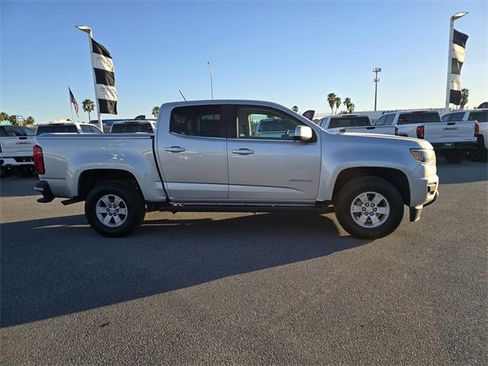 Used 2020 Chevrolet Colorado W/T w/ WT Convenience Package image 4
