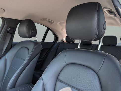 Used 2017 Mercedes-Benz C 350e Sedan image 28