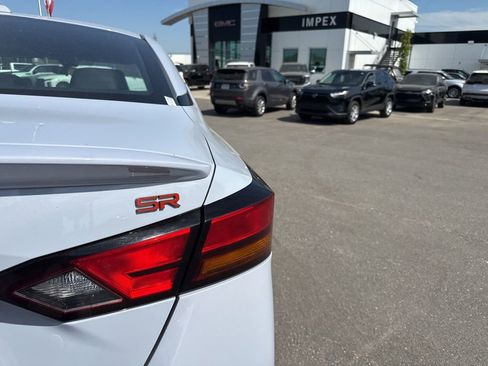 Used 2023 Nissan Altima 2.5 SR image 28