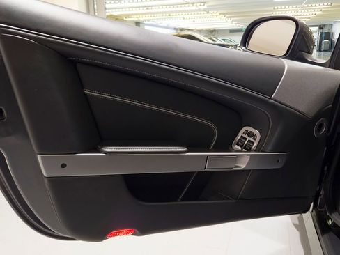 Used 2015 Aston Martin DB9 Coupe image 12