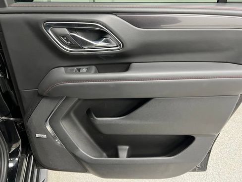 Used 2024 Chevrolet Suburban RST AWD/4WD image 51