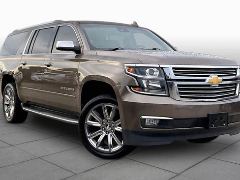 Used 2015 Chevrolet Suburban LTZ AWD/4WD image 3