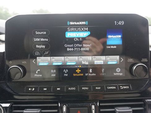 Used 2023 Nissan Pathfinder SL w/ SL Premium Package FWD image 11