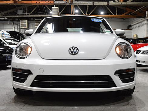 Used 2017 Volkswagen Beetle 1.8T SEL image 3