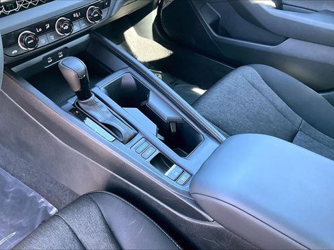 Used 2023 Honda Accord EX image 16