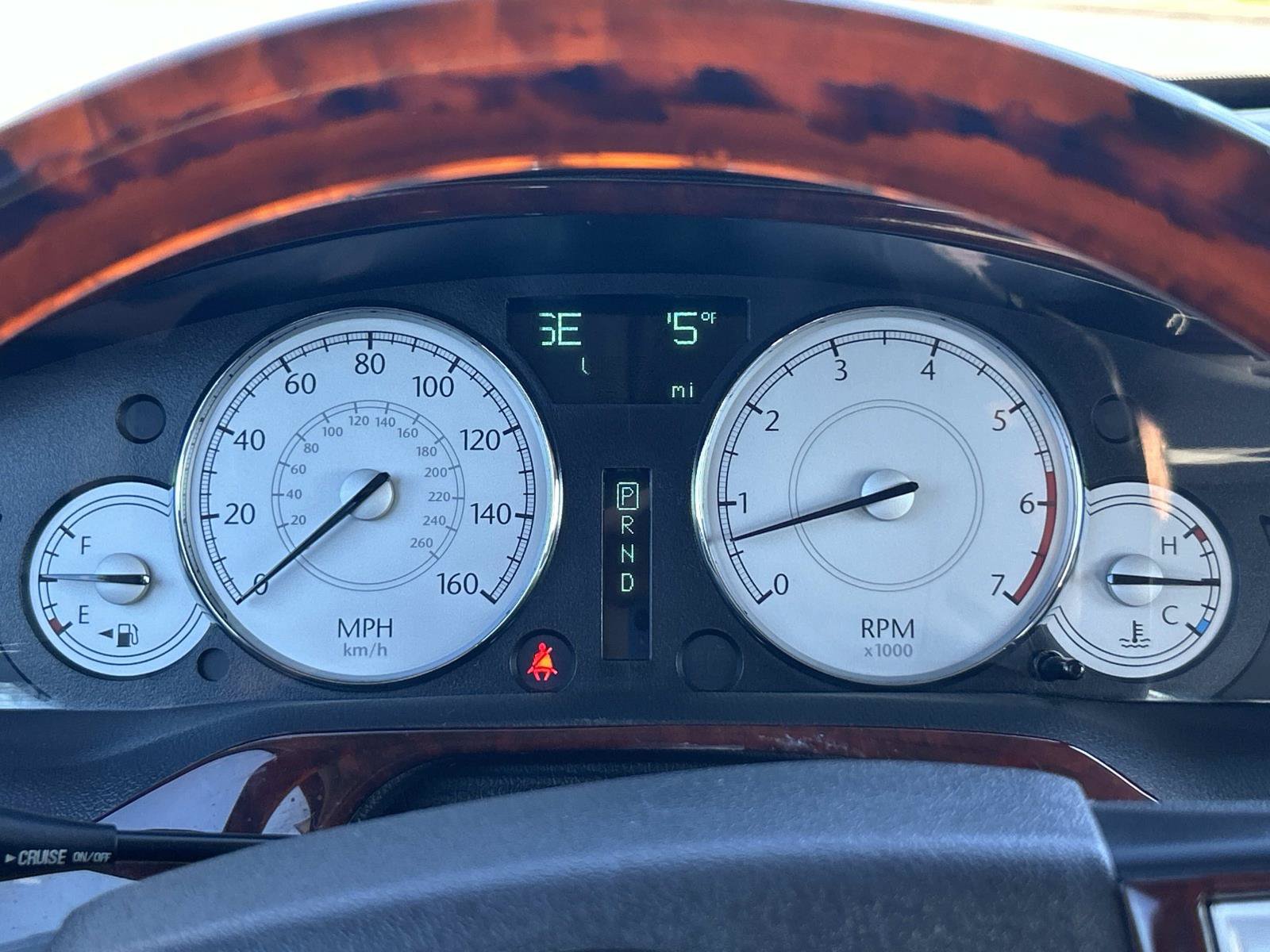 Used 2006 Chrysler 300 C w/ Navigation & Sound Group II RWD image 39