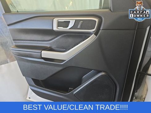 Used 2021 Ford Explorer XLT RWD image 11