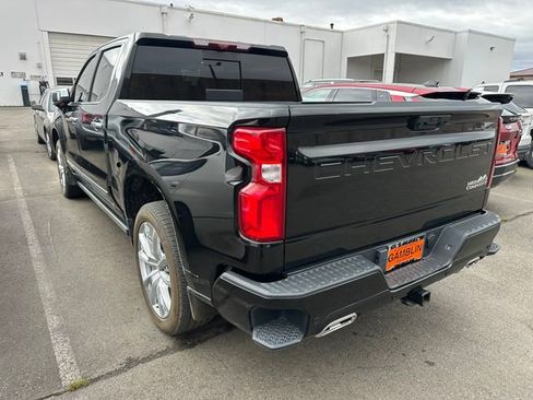 Used 2022 Chevrolet Silverado 1500 High Country image 3