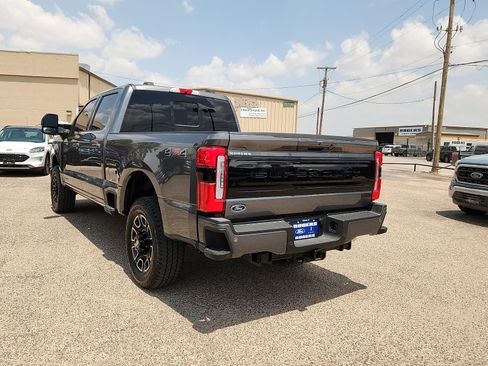 Certified 2026 Ford F250 Platinum AWD/4WD image 5